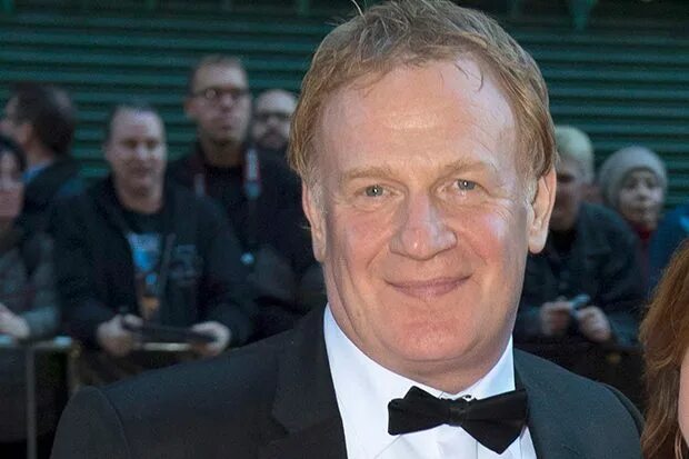 льюиса джонса