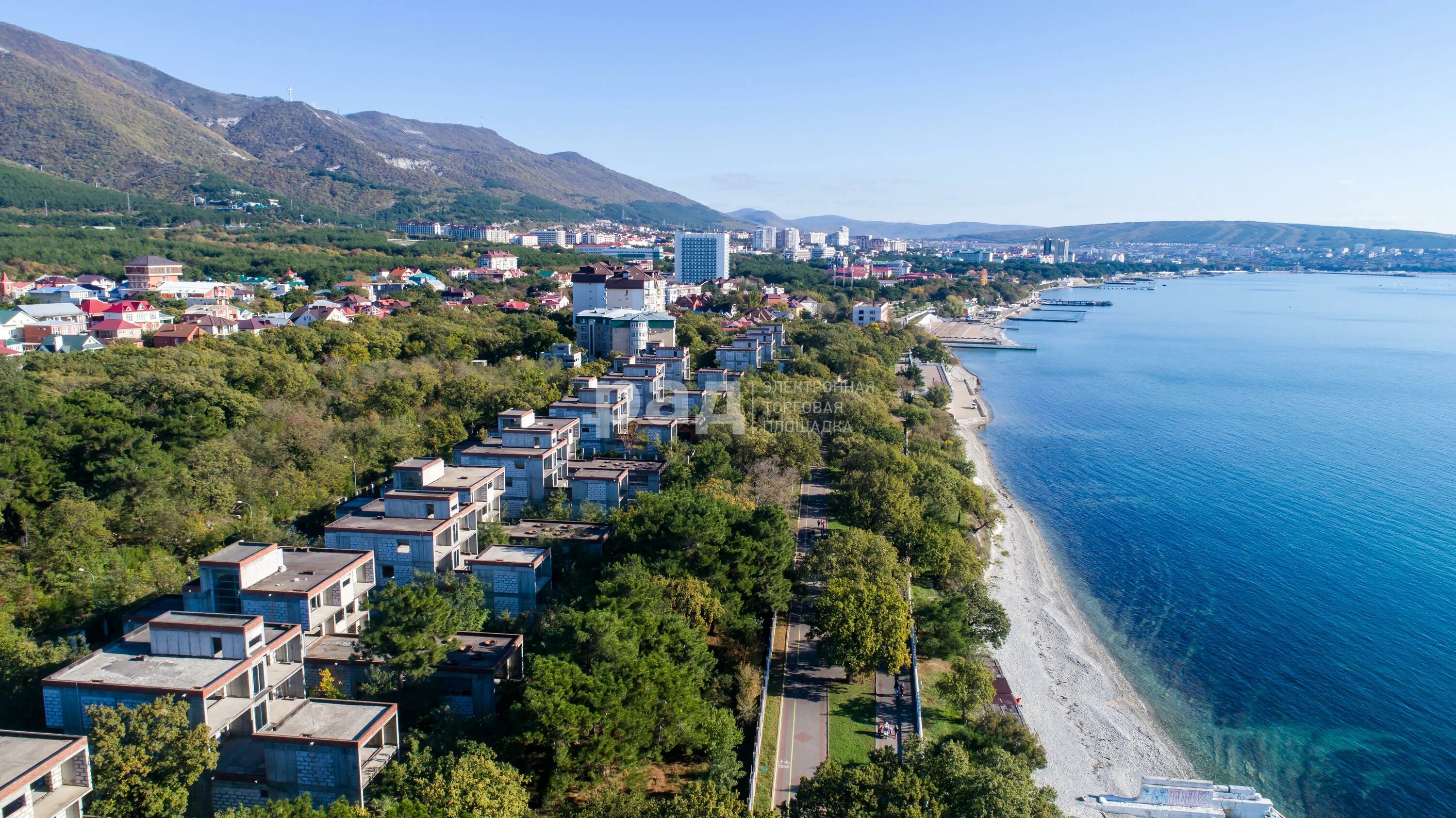 Г 16 га. Фото Геленджика улица Пионерская. Молодёжная 3 Геленжик фото. Фото Винсады Геленжик 1992 год. Ул накомоти лесник1 Геленжик фото.