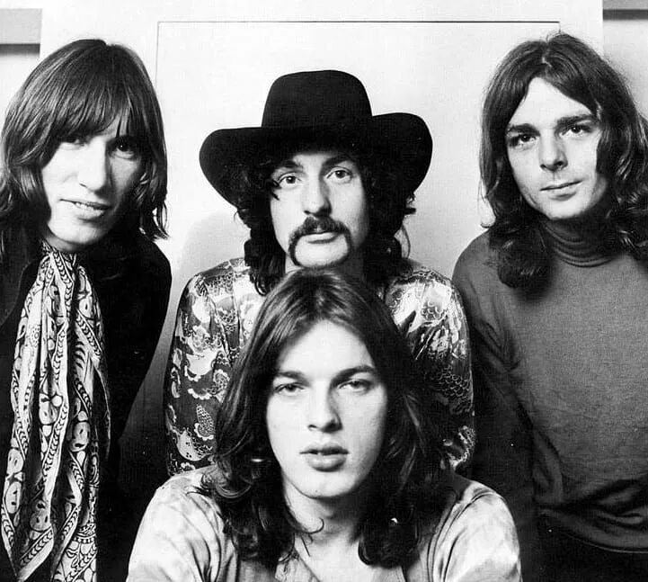 Обложки группы пинк флойд. Pink floyd 1967. Группа пинк флойд клип. Пинк флойд клипы фото. Группа пинк флойд клип.