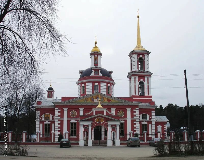 Погода в алмазово. Алмазово Церковь Сергия Радонежского. Алмазово (усадьба). Усадьба Алмазово Щелковского района. Церковь Алмазово Балашовский.