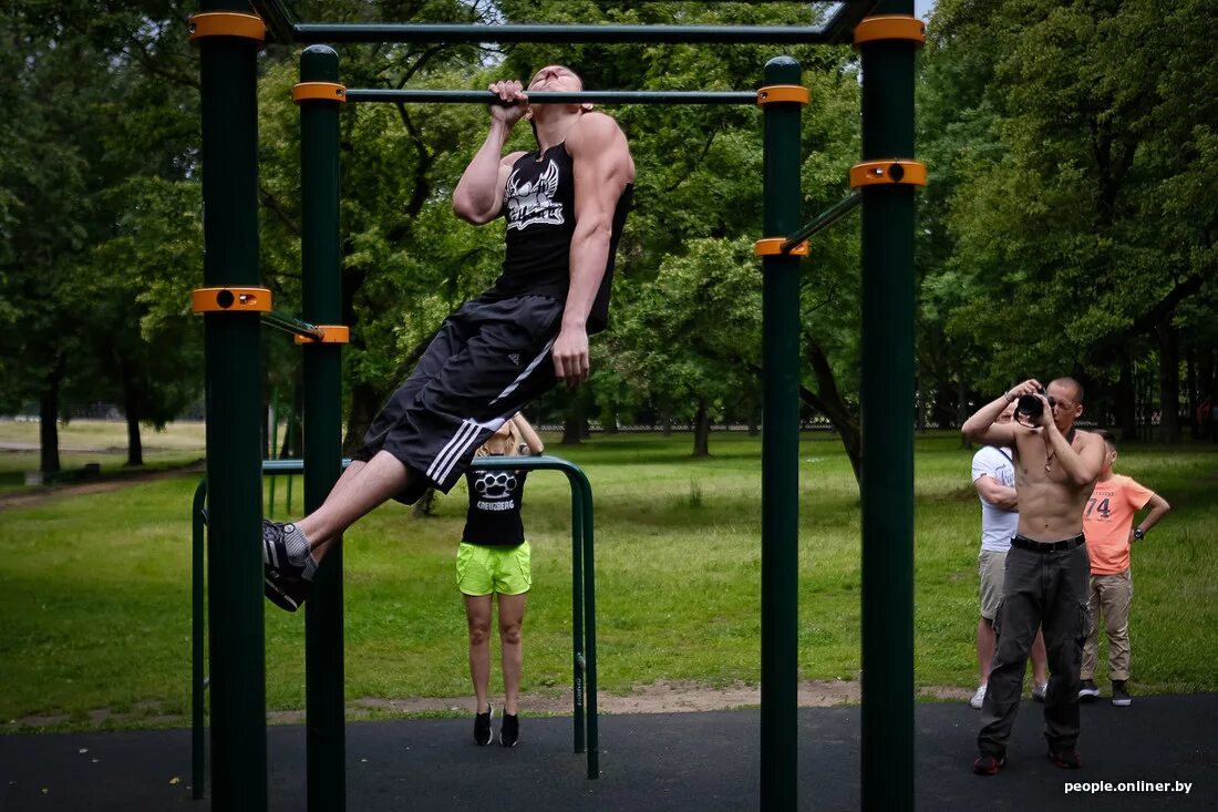 Workout part. Стрит воркаут. спорт воркаут. классический воркаут. классический (street workout).