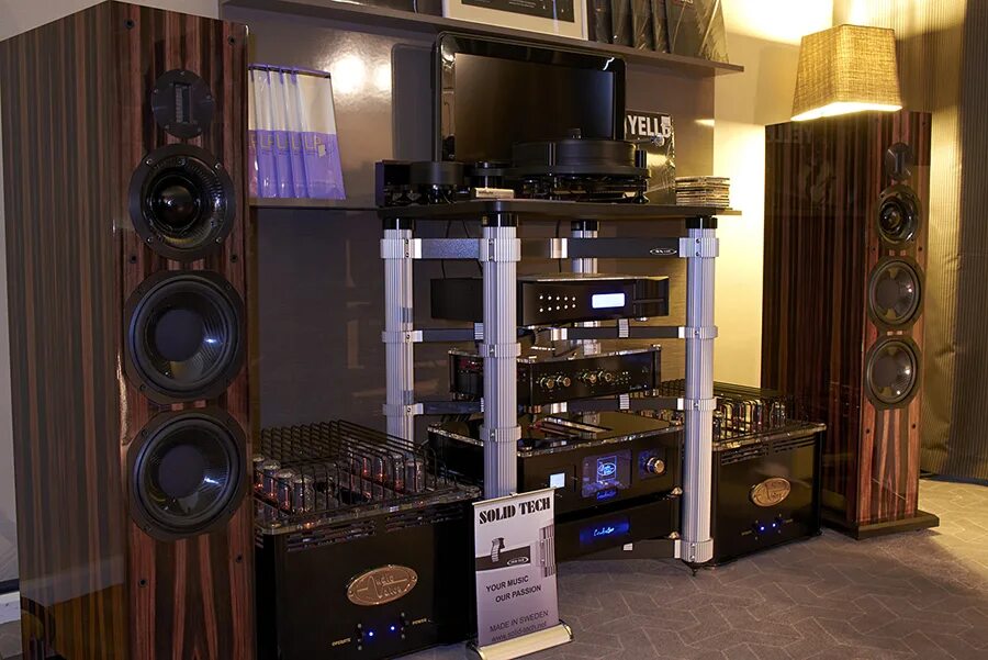 Акустика Hi-Fi и Hi-end. Аудиотехника Hi-Fi Hi-end. Hi end аппаратура. Ламповая Hi end аппаратура. Хай фай караоке