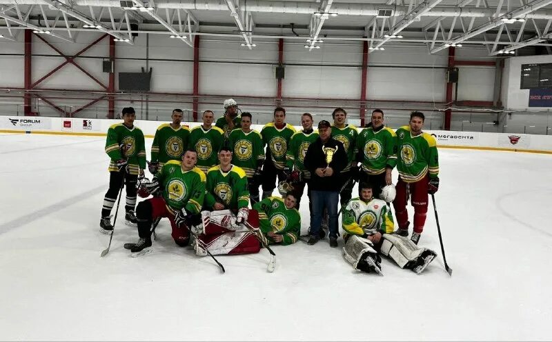 Металлург екатеринбург команда. Обои с хоккейной командой метеор. Ехл 96 екатеринбург. Ехл 96 екатеринбург. Хоккейная команда екатеринбурга.