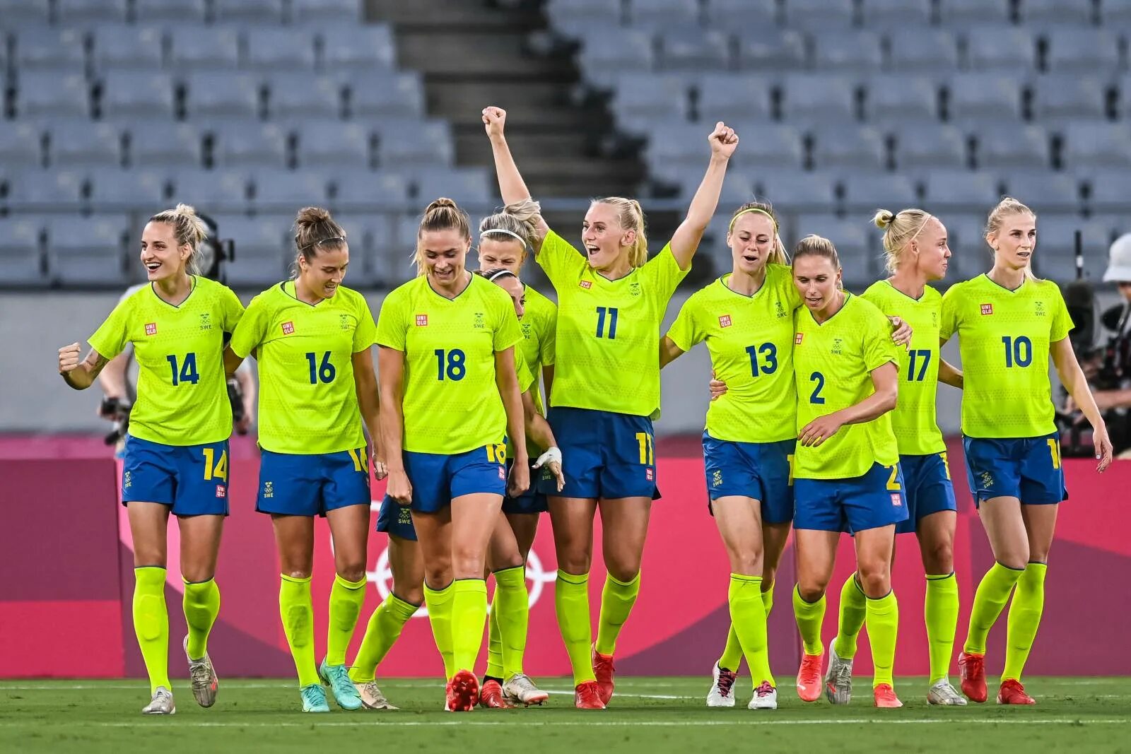 Футбол швеция 2023. Женская сборная Швеции по футболу. Женская сборная Швеции по футболу 2023. Сборная Швеции по футболу 2023. Женская шведская футбольная сборная.