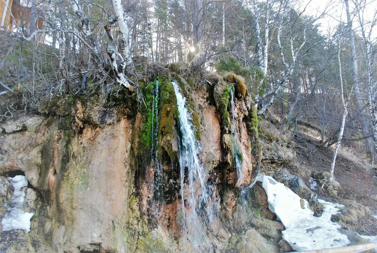 Обрушился водопад