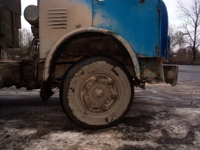 Размер колеса маз 500. Задние колёса маз 500. Маз 500 колеса. Маз 12 колес. Шина маз 500.