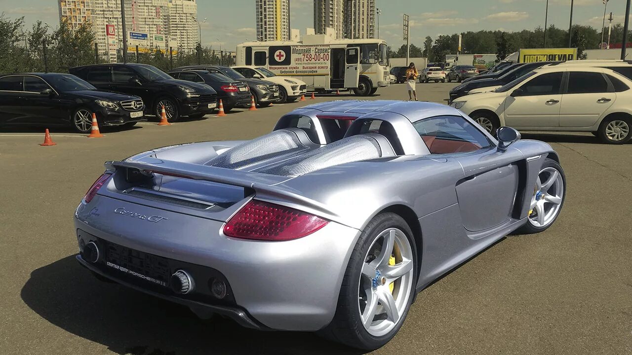 Порше сколько лошадиных. Порше Каррера ГТ Россия. Porsche Carrera gt 2005.Porsche.918.Spyder.. Carrera gt 3004. Порше Каррера 700 лошадей.