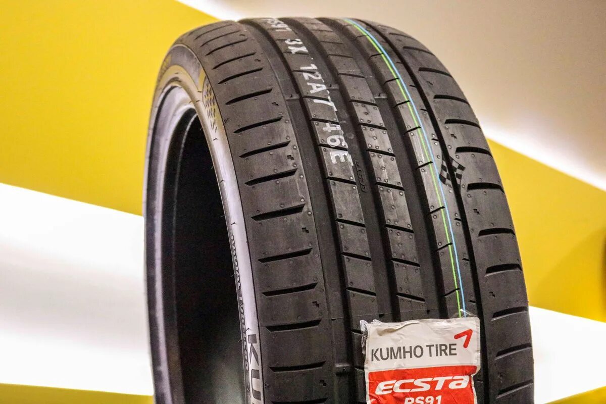 Kumho ecsta ps71 235 60 r18. Шины Kumho Ecsta ps91. Kumho PS-71 245/40/19. Kumho 245/40r19 Ecsta ps91. Kumho Ecsta ps91 225/40 r18.