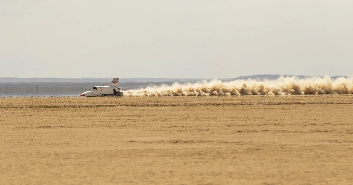 Bloodhound LSR. Сверхзвуковая машина. Экспериментальная машина 1000 км ч. Машины 800 км. 480 километров в час