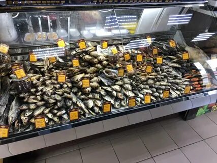 Выкладка рыбы
