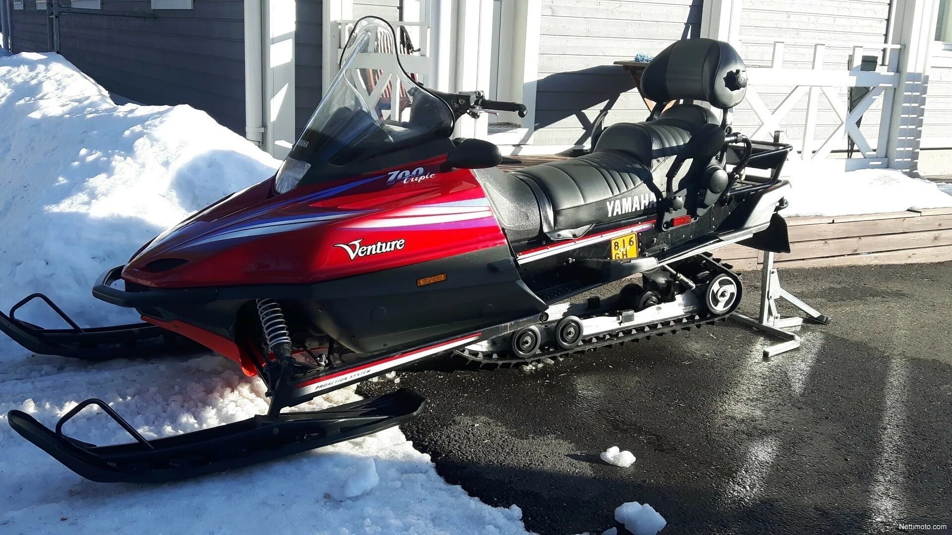 Купить снегоход ямаха бу в россии. Yamaha RS Venture 2006. Yamaha Venture 700. Снегоход Ямаха Вентура 600. Снегоход Yamaha Venture VT-700.