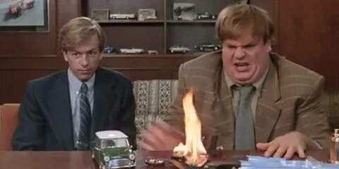 Неуклюжий увалень