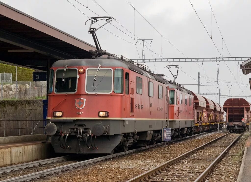 железнодорожный транспорт европы. поезд фото. Rabde 500. железнодорожный транспорт. ресшыфаваьный поезд поезд.