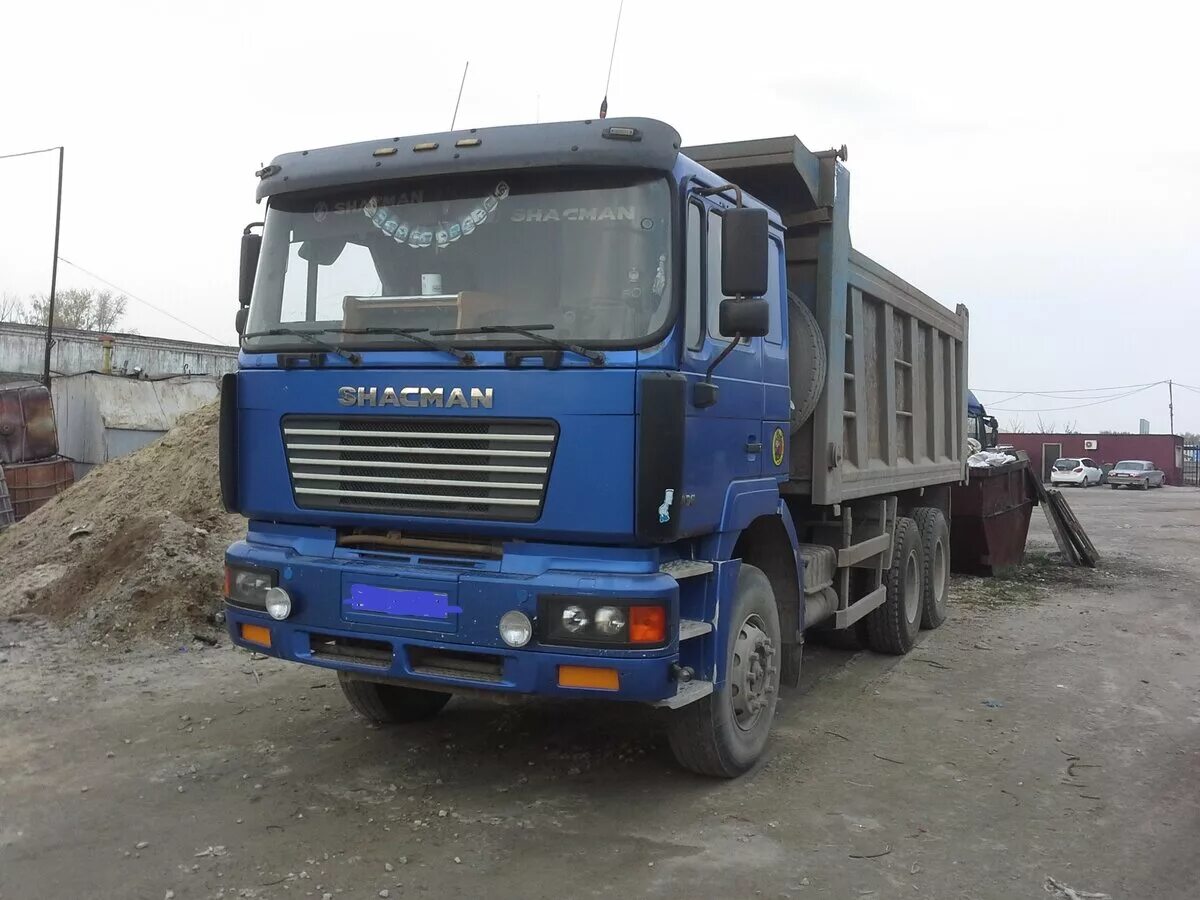 Shaanxi sx3255. Шанкси SX 3255. Шакман sx32586v384. Самосвал Шахман 2012 года. Купить шакман бу на авито