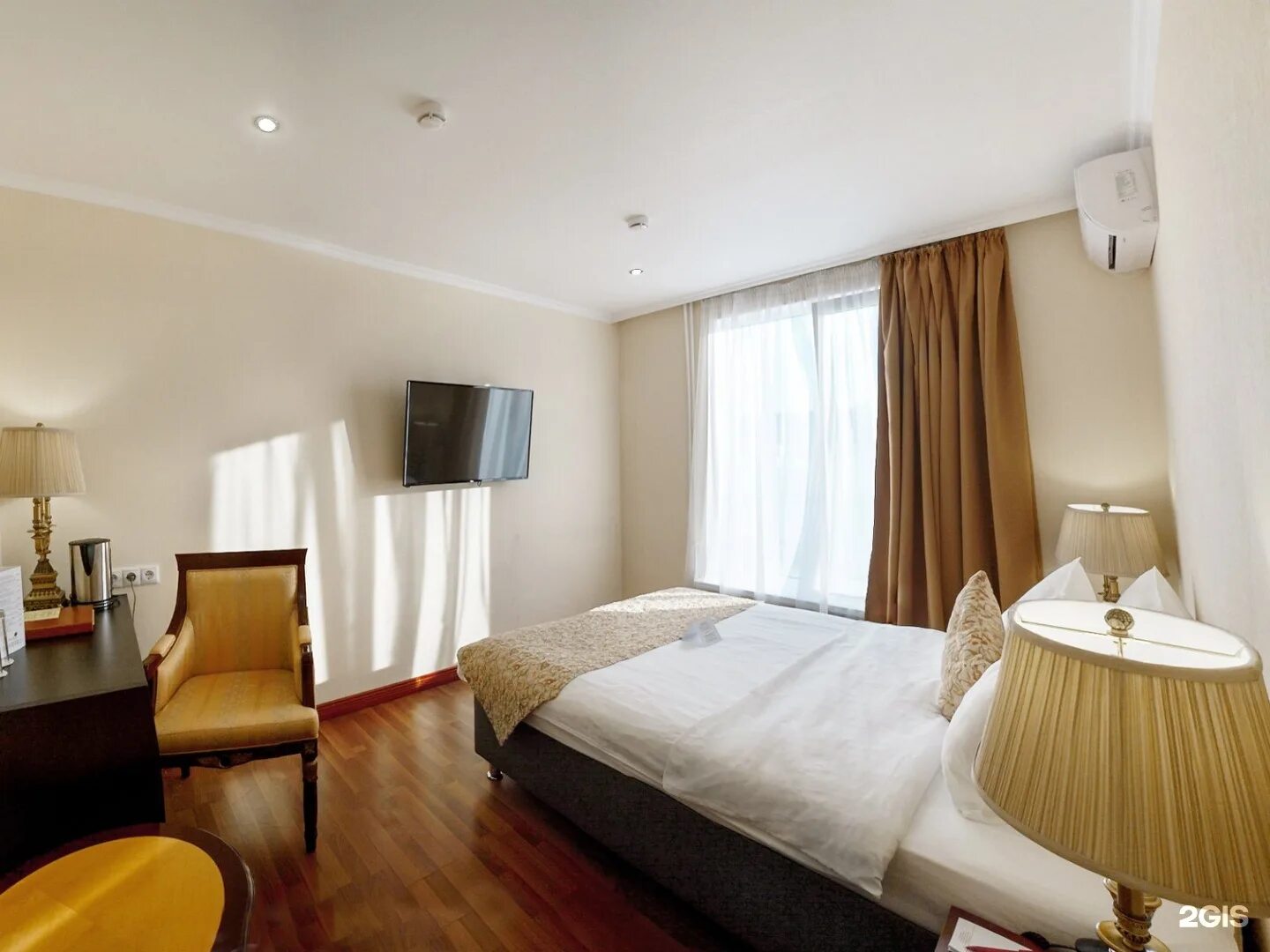 Мандарин 4 отель москва. Мандарин москва ольховская улица. Гостиница мандарин ольховская. Отель мандарин москва ольховская улица. Отель мандарин ольховская 23.