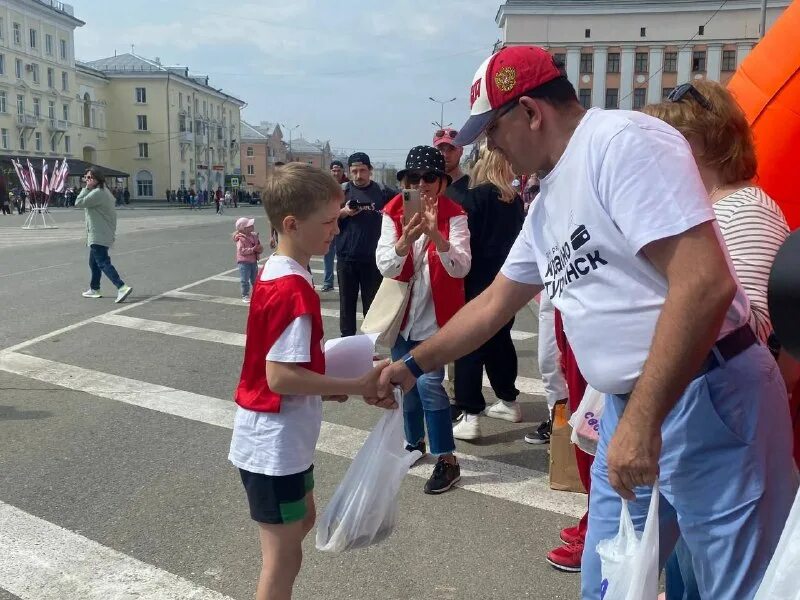Коммунальная 37 краснотурьинск. Зимние улицы краснотурьинск. Вечера краснотурьинск. Вечерний краснотурьинск. Вечерний краснотурьинск новости.