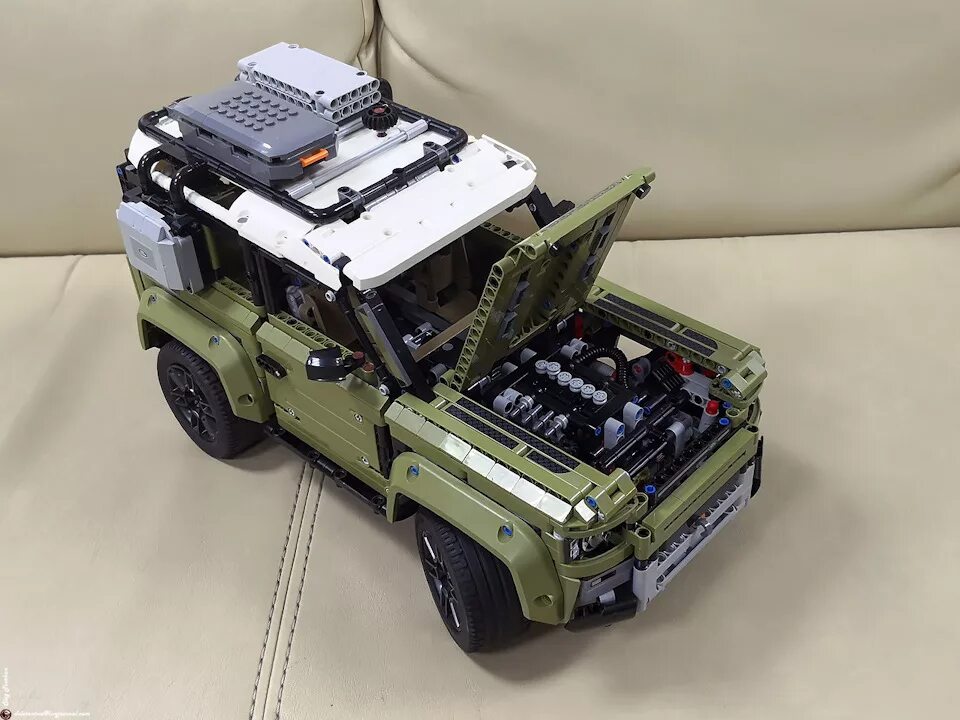 Lego technic defender 42110. Лего техник ленд ровер дефендер 42110. Lego technic 42110. Lego technic 42110. Lego technic ленд ровер.