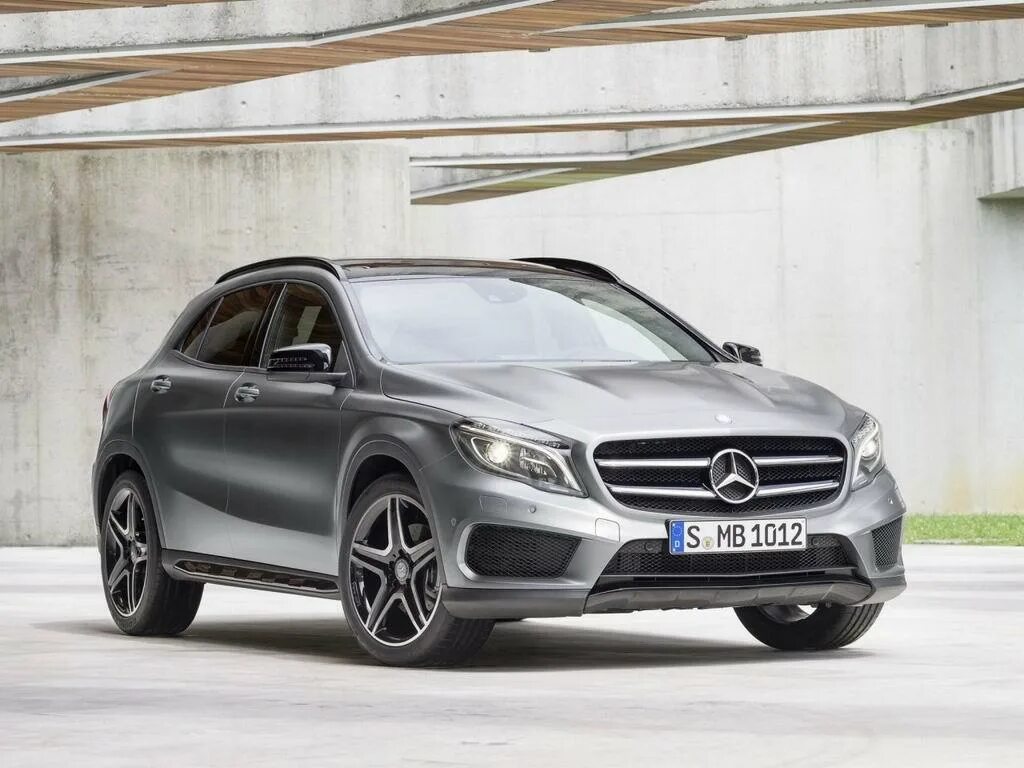 Купить мерседес новый у официального. GLA 250 AMG 4 matic. Мерседес GLA 250 4matic 2014. GLA 250 4matic Sport. Мерседес GLA 2016 года.