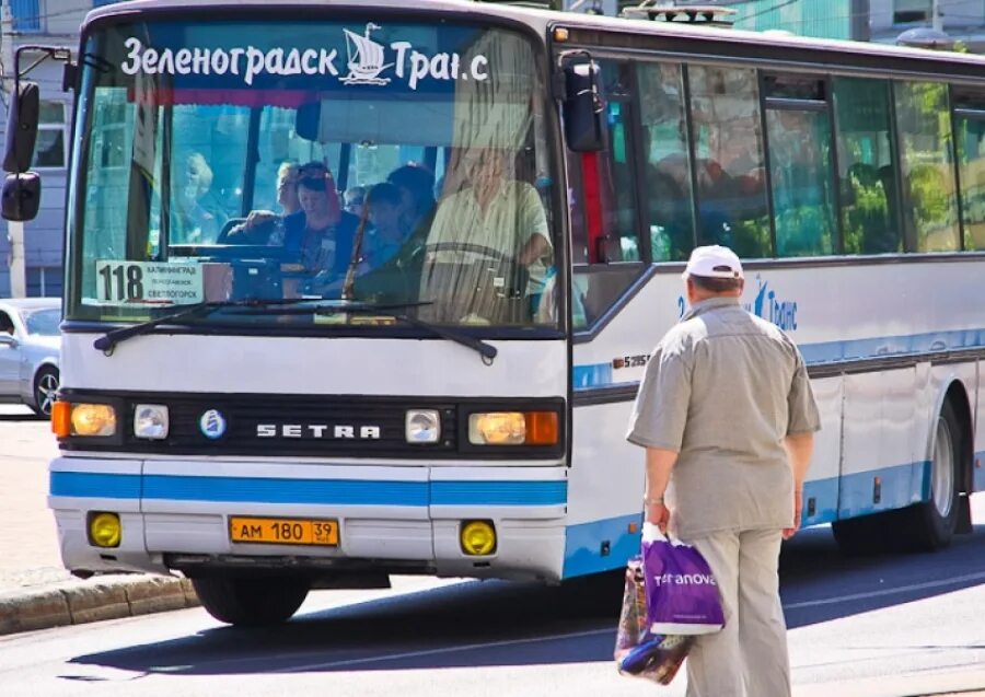 Автовокзал зеленоградск. Калининград автобус Зеленоградск-транс. Зеленоградск-транс Калининград. Автобусы Зеленоградск транс. Зеленоградск транс автобусы автобус.