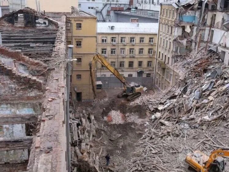 Разрушенные здания москвы. Домов привалова на садовнической улице. снос домов привалова на садовнической улице. разрушение зданий. разрушение исторического здания.