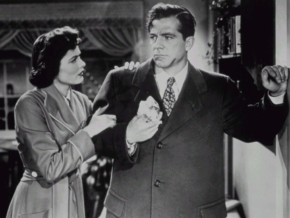 кончаться тротуар. там где кончается тротуар книга. остановка на тротуаре. лужа на брусчатке. где кончается тротуар шел сильверстейн.