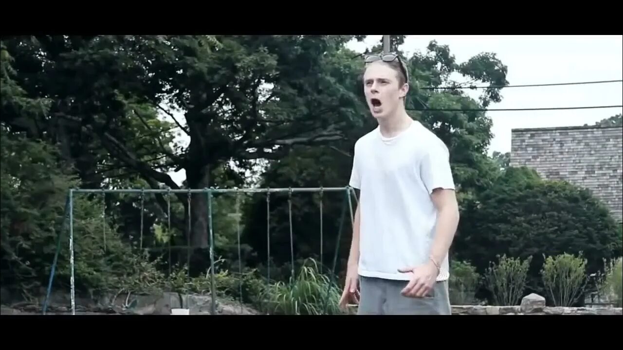 Tony igy фото. Тони иди. Тебя как звать тони. Эй тони. Тони иди.