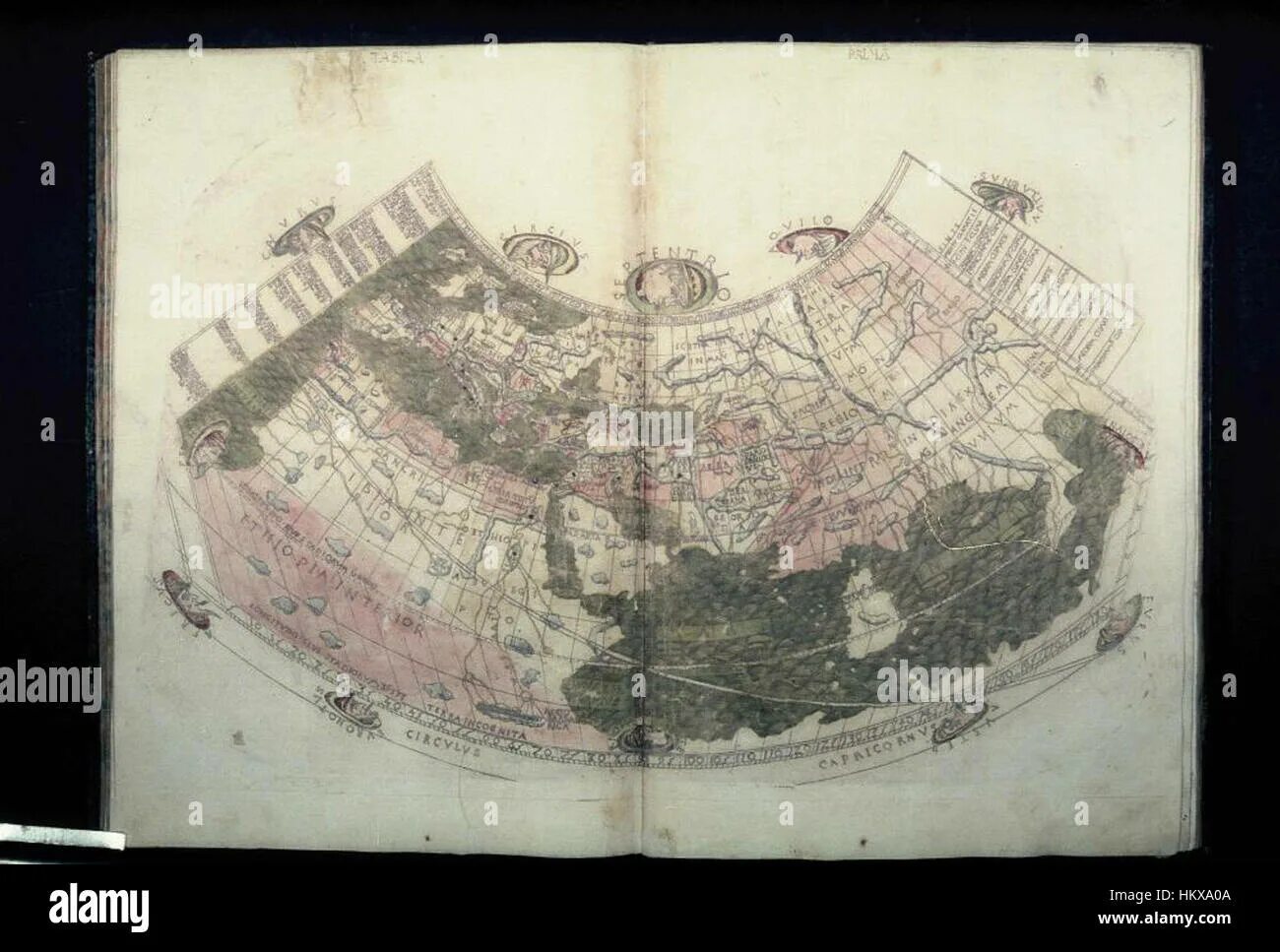 Ptolemy 8 судно местоположение