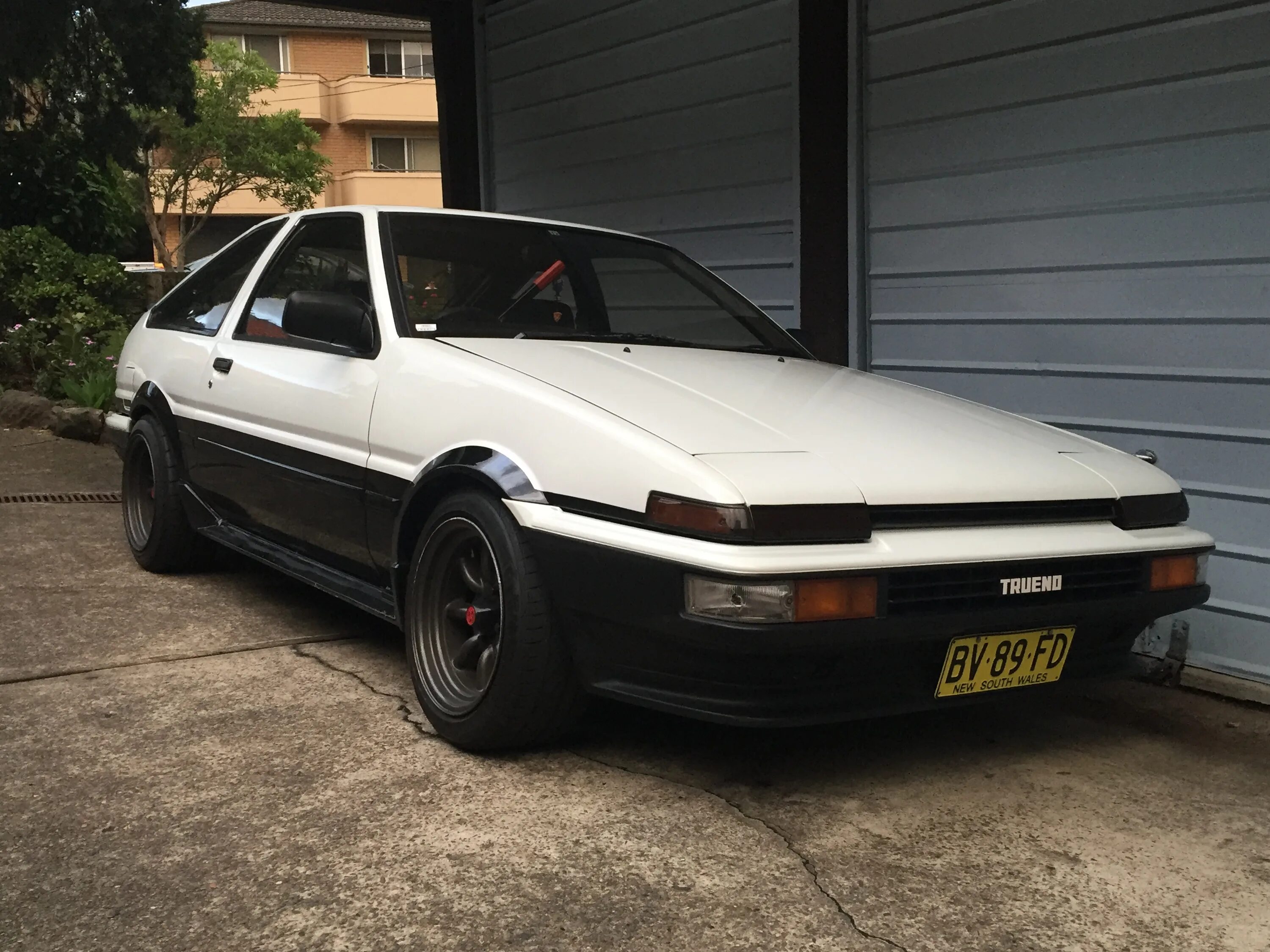 Toyota ae86. Тойота ae86 Trueno. Тойота Труено ае86. Toyota ae86 седан. Куплю ае 9