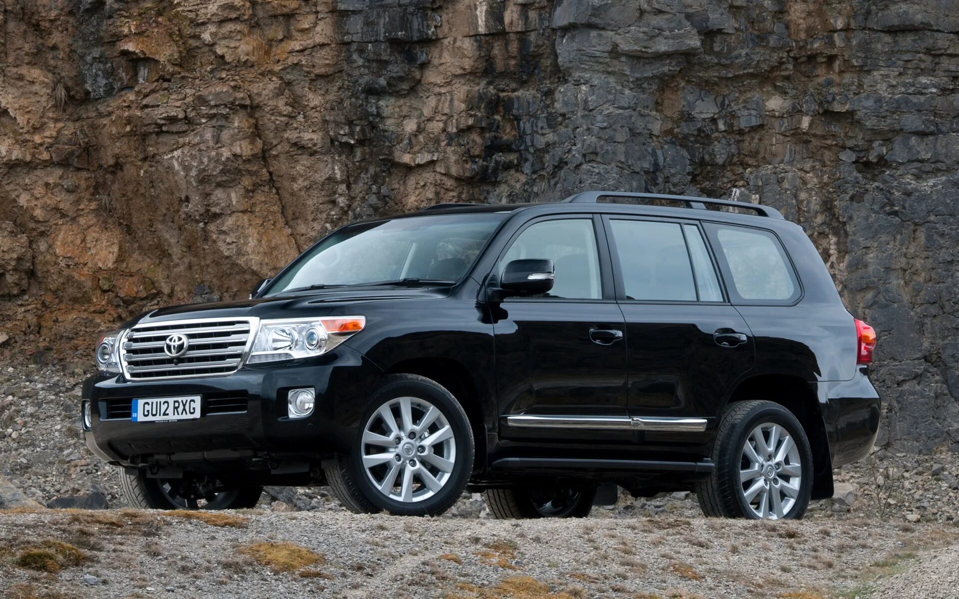 Автомобили ленд крузер 200. Toyota Land Cruiser 200. Toyota Land Cruiser Prado 200. Toyota Land Cruiser TLC 200. Toyota Land Cruiser 200 черный.