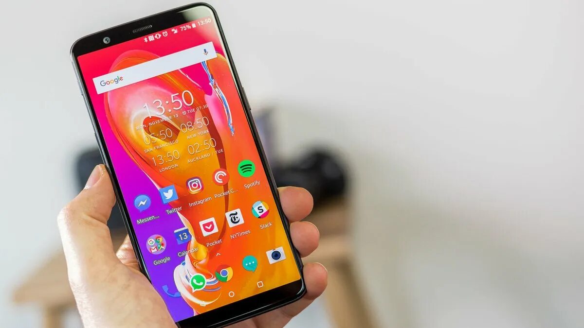 T1 plus. One plus 5t. one plus 5. oneplus oneplus5. oneplus a5000.