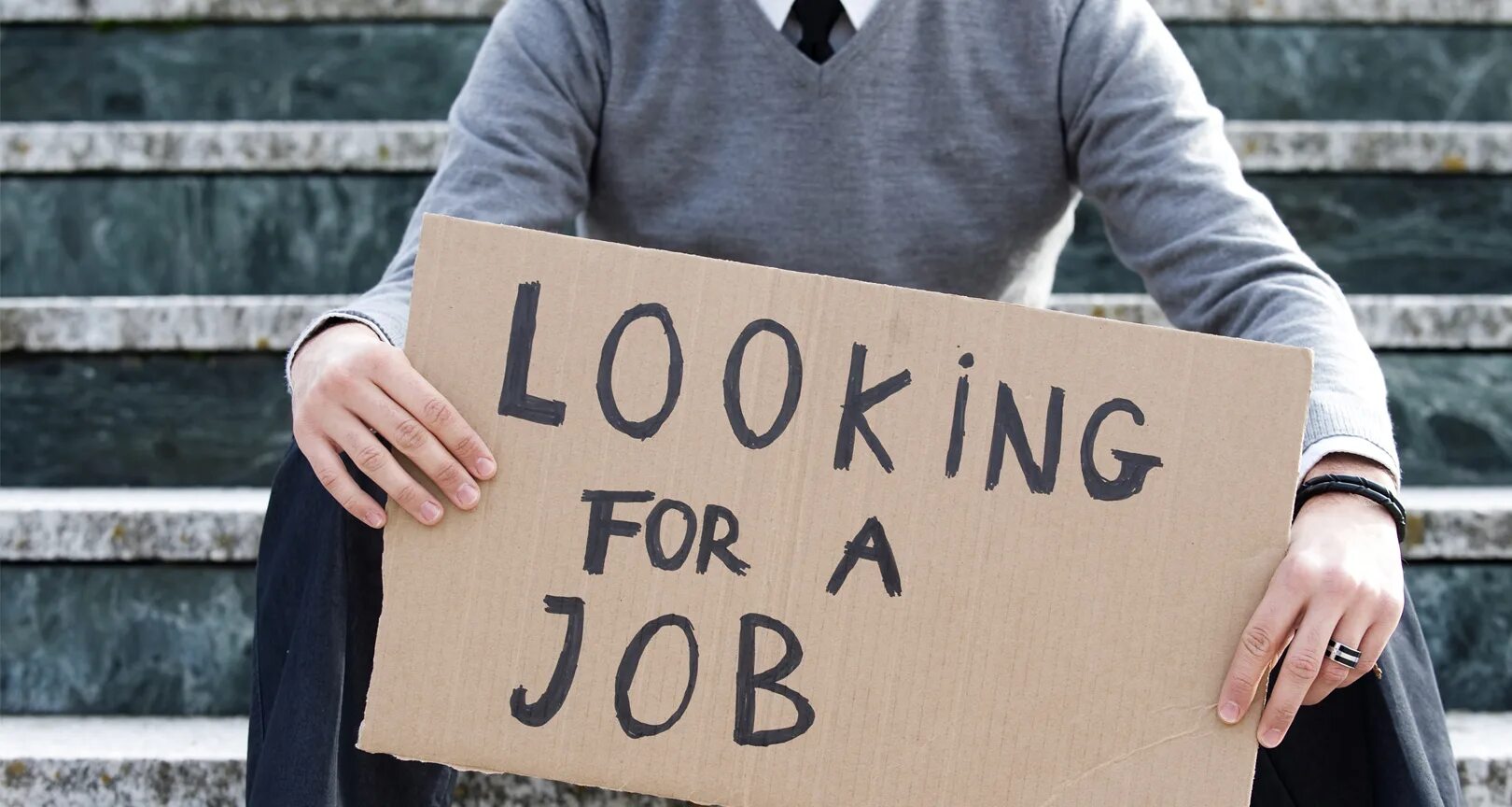 Человек без работы. Безработные в россии. Без работы три года. Безработица. Безработные граждане.