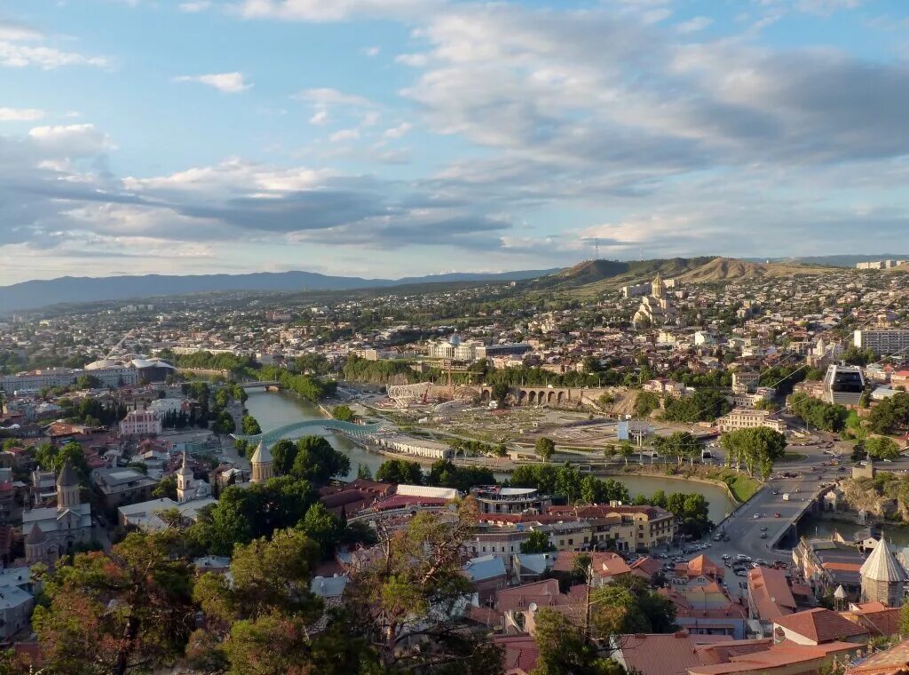 Древн тбилиси столица грузии. Тифлис сейчас. Грузия столица 2021. Грузия столица тбилиси достопримечательности. Тифлис сейчас.