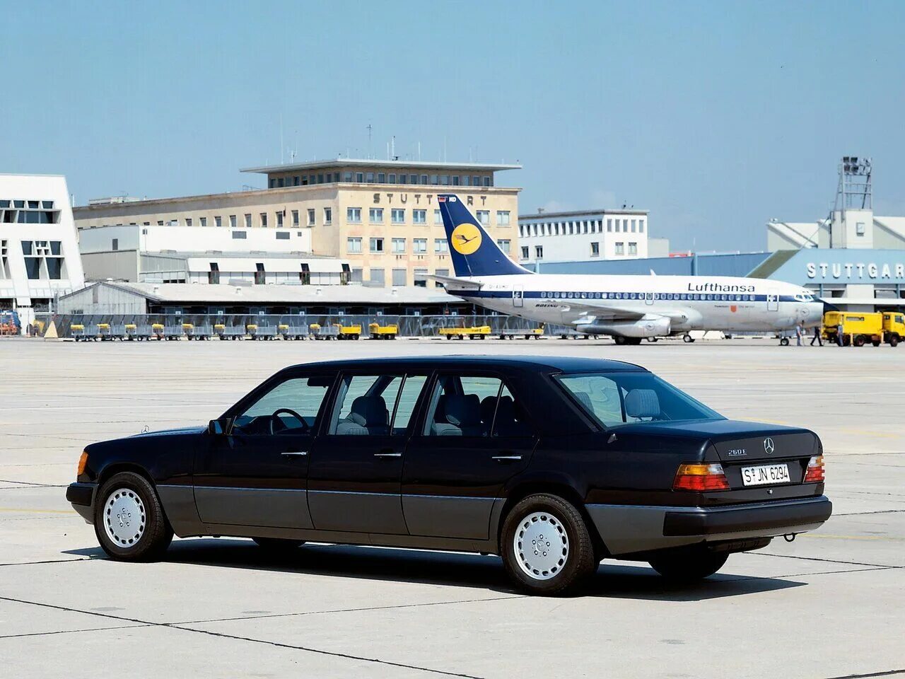 Mercedes benz w124 brabus. Мерседес w124 brabus. 124 июня. W124 e500 brabus. 124 июня.