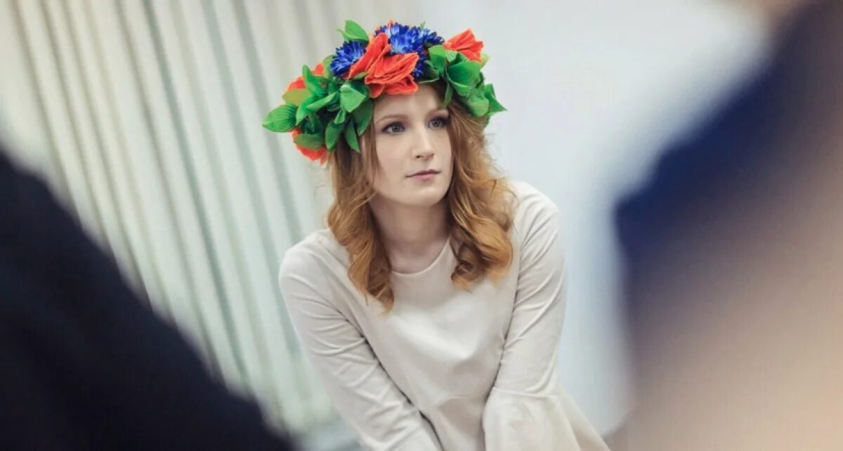 Монеточка жизнь. Елизавета гырдымова. монеточка певица. певица елизавета гырдымова. елизавета гордымова монеточка.