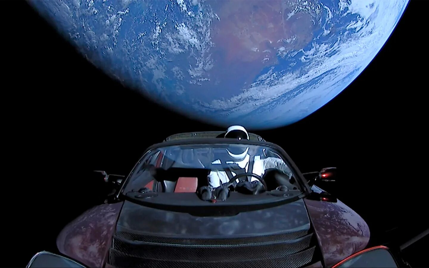 Tesla Roadster Илон Маск. Space car