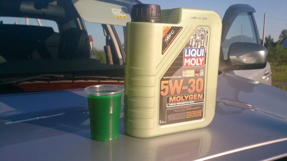 Molygen 5w-40. Liqui Moly Molygen цвет. Liqui Moly Molygen цвет масла. Liqui Moly 5w40 Molygen цвет. Масло молибден 5w30