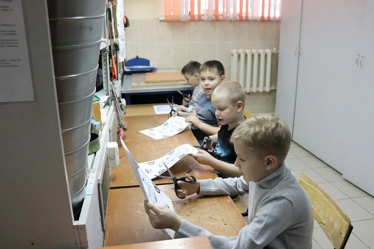 какие школы учатся по субботам