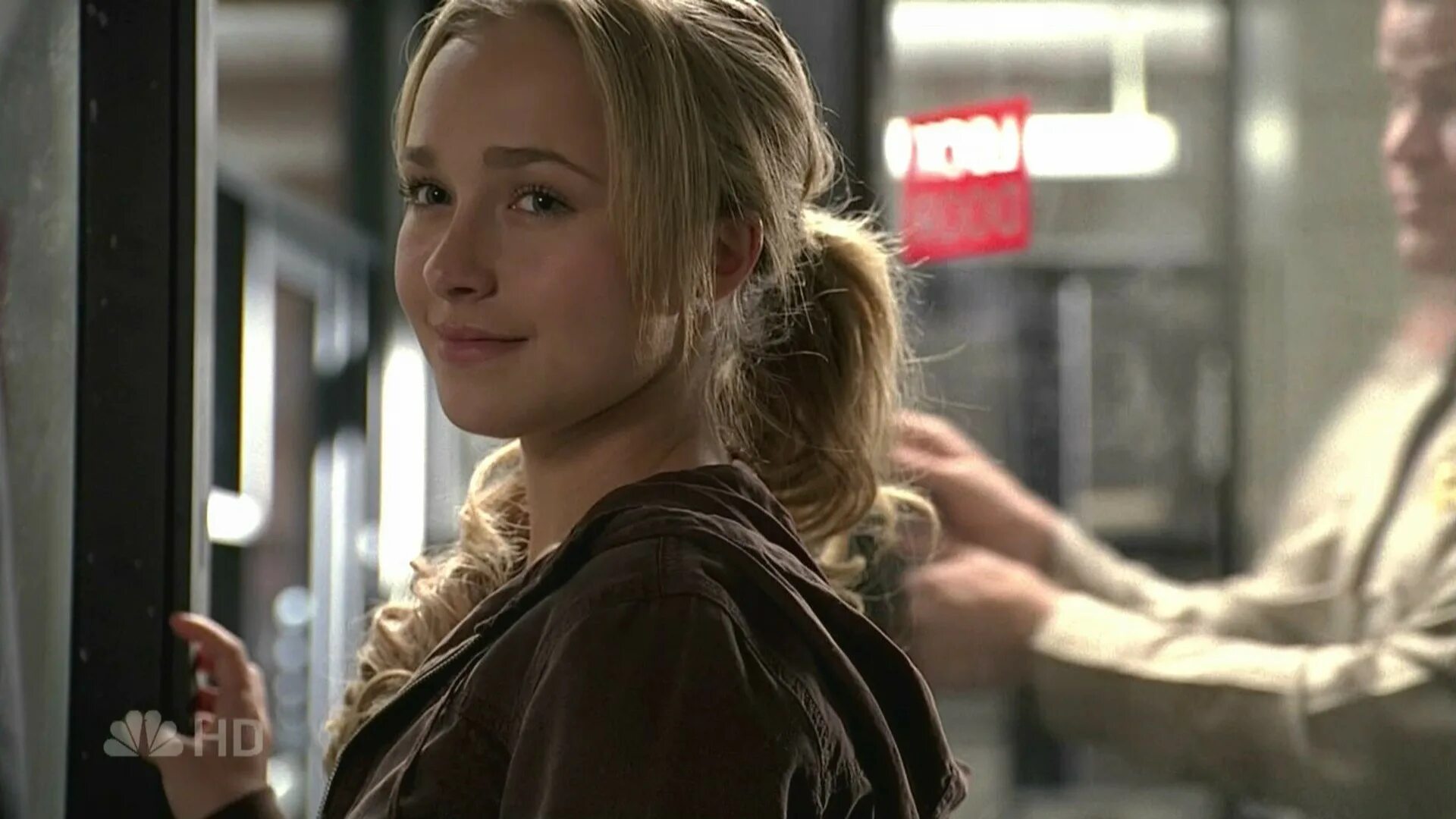 Персонаж клэр. Герои клэр. Клэр беннет. Герои сериал клэр беннет. Персонаж клэр.