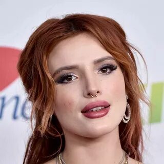 Do Ты think Bella Thorne deserves to become an A-List actor? 
