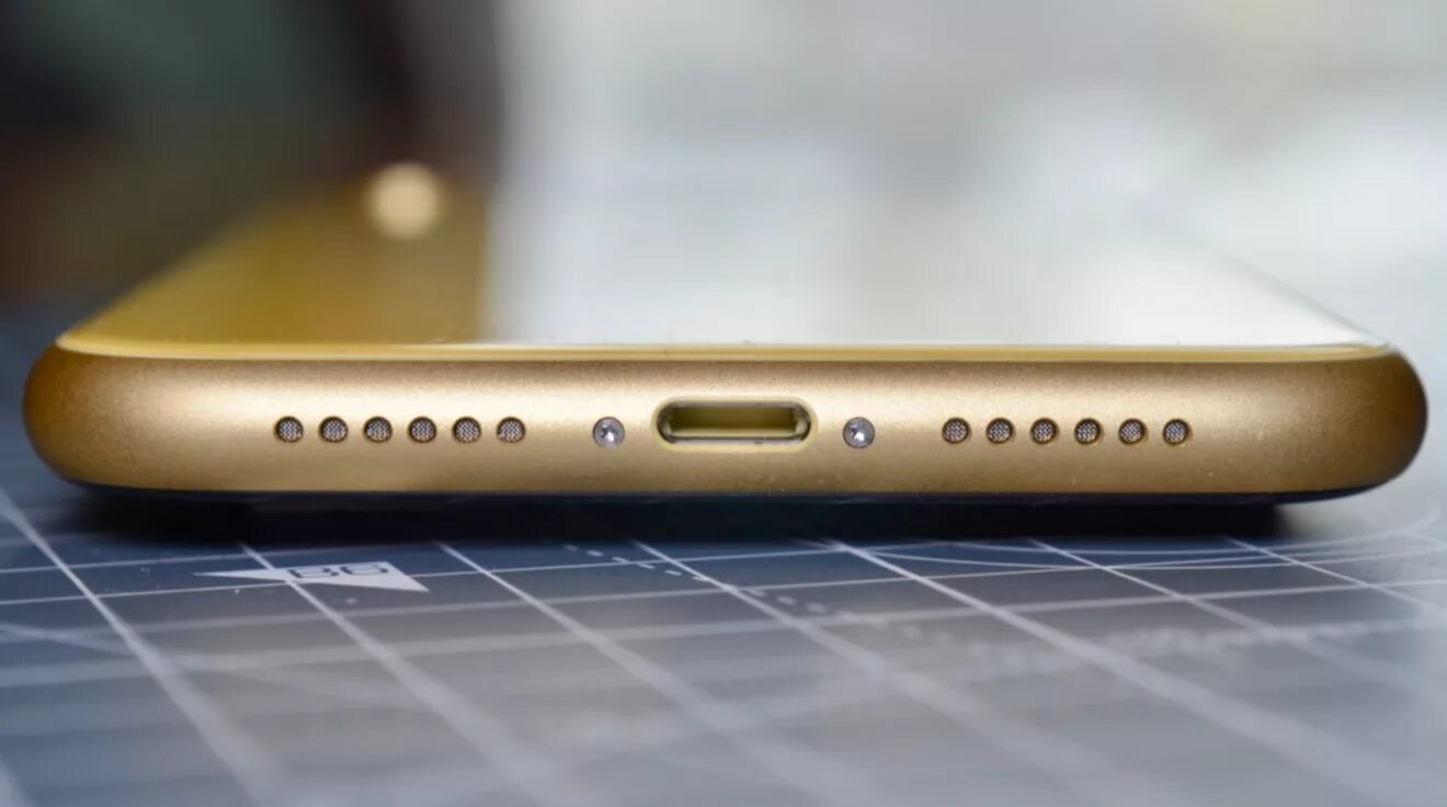 Iphone 15 какой разъем зарядки. Iphone xr разъемы. айфон 13 разъем. разъем лайтинг iphone xr. iphone xr разъем зарядки.