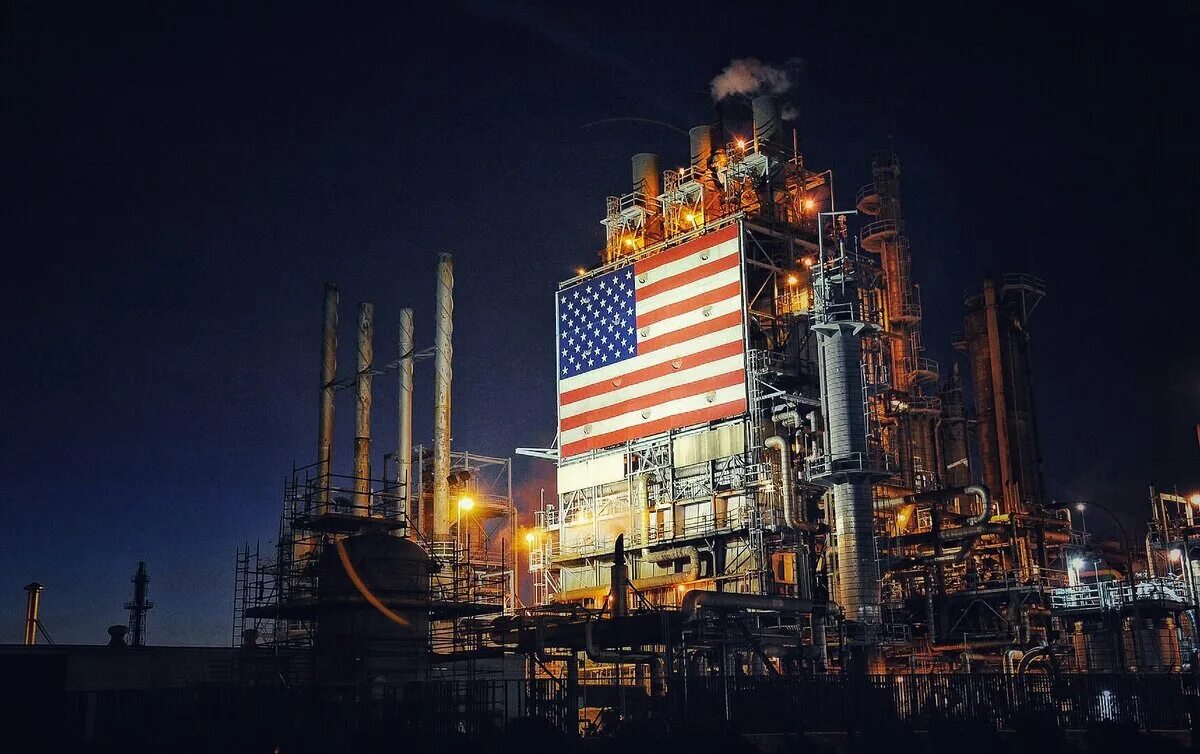 Завод freeport lng пожар. Freeport спг. Плавучий терминал спг. Наземный завод спг «cameroon lng. Спг завод сша.