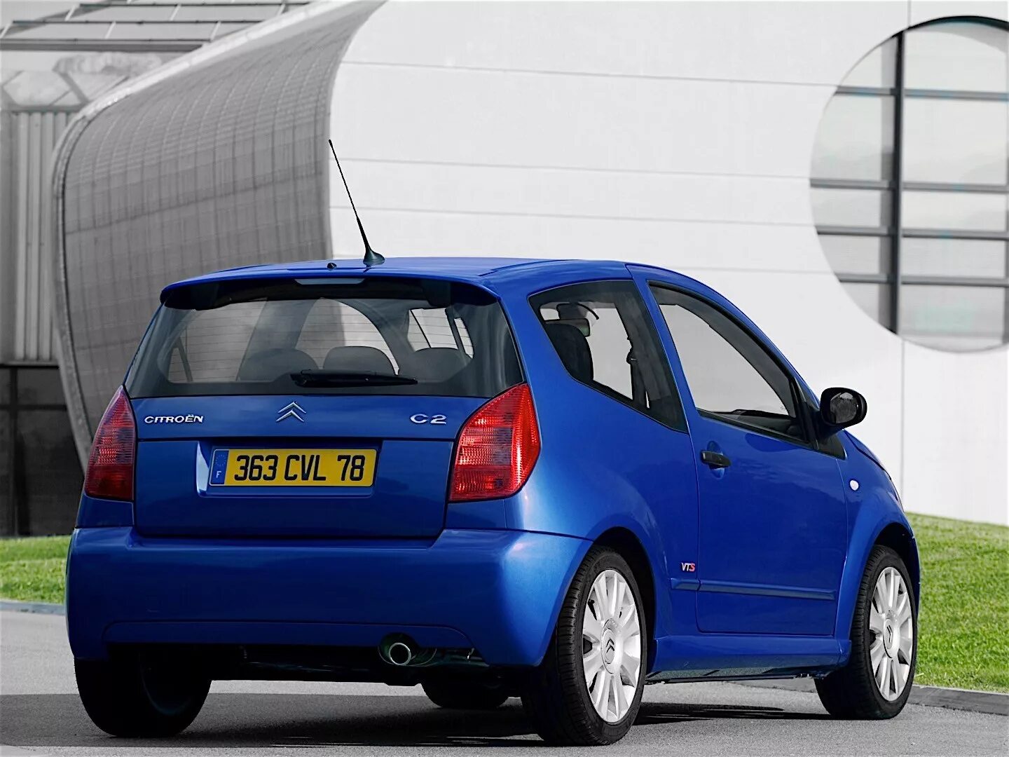 C 2. 1. C 2. Citroen c2 2004. Citroen c2 2003.