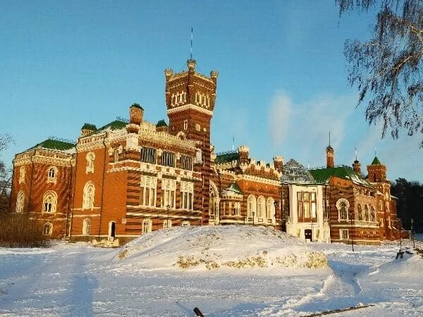 П.Юрино Марий Эл. Замок Шереметева в Марий Эл. П.Юрино Марий Эл замок Шереметьева. Замок Шереметева Церковь в Юрино. Юрино марий эл на неделю