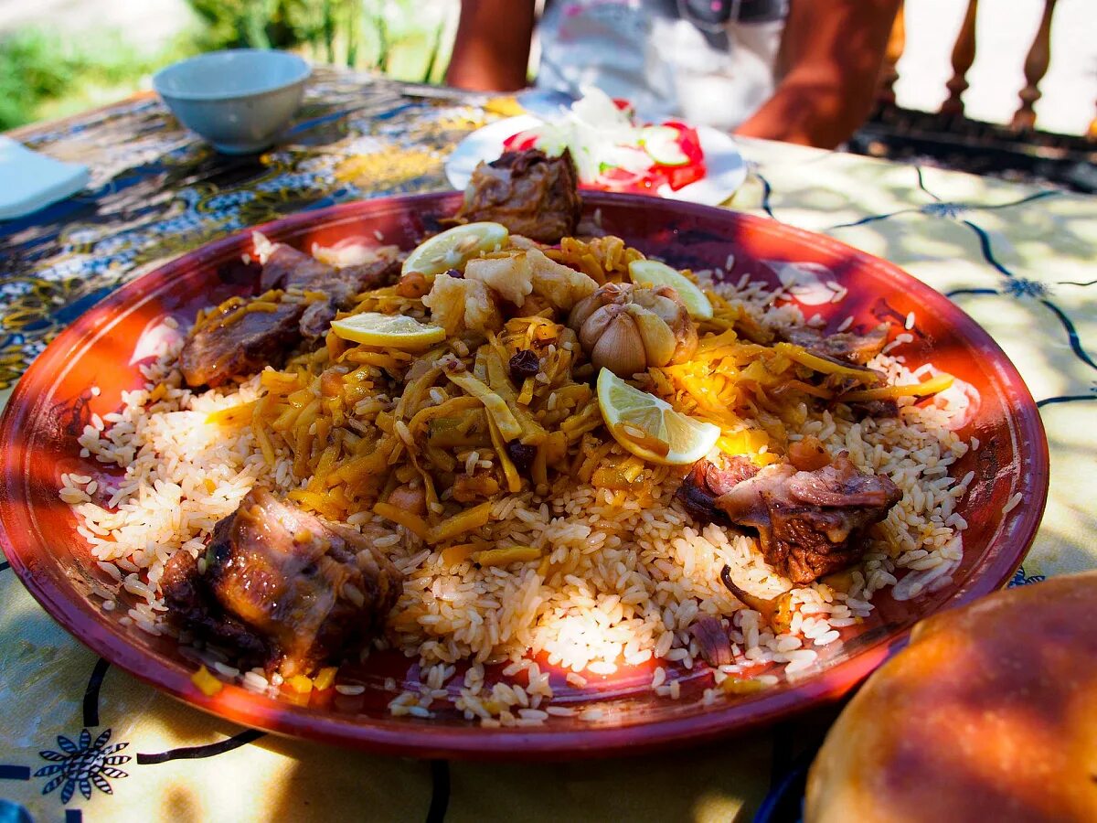 Тарнов миллий таомлар. Миллий таомлар узбекистан ташкент. Самарканд еда. Самарканд еда. Сангизар в самарканде.