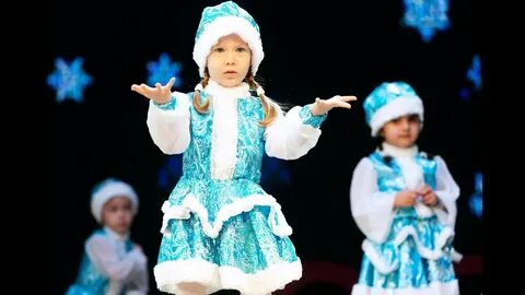 Песня под танец снегурочек