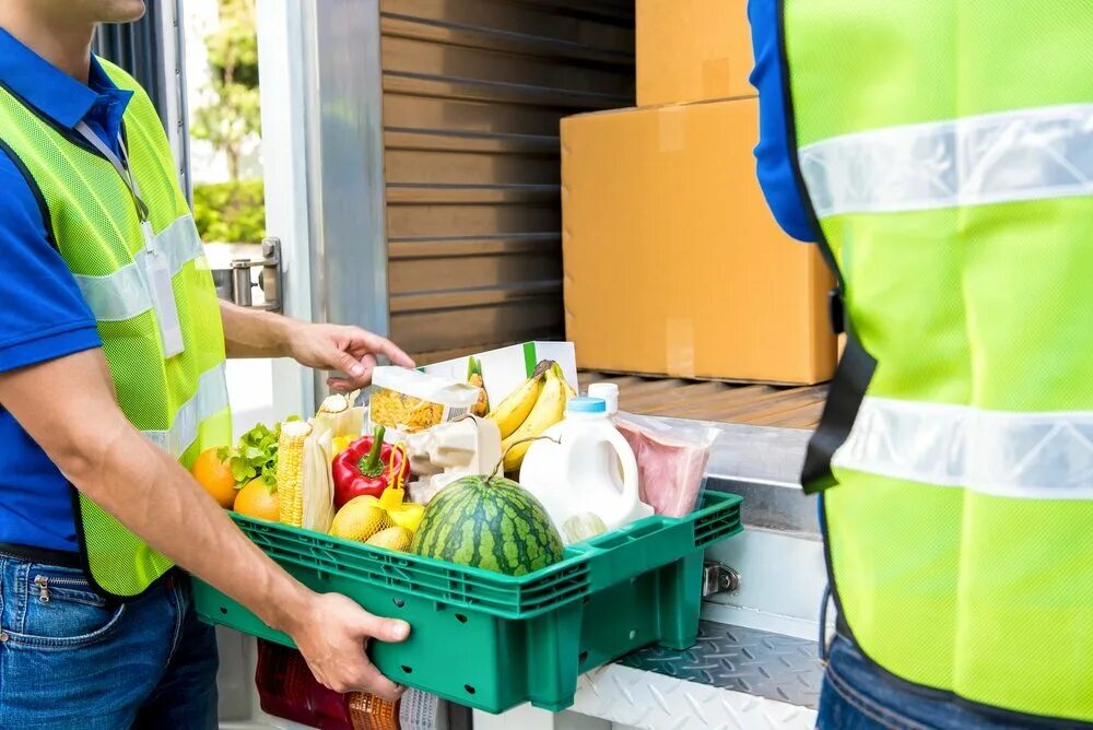 Поставка продуктов питания. Магазин продукты. Продуктовый магазин баннер. Поставки продуктов питания в магазин. Продукты из магазина.