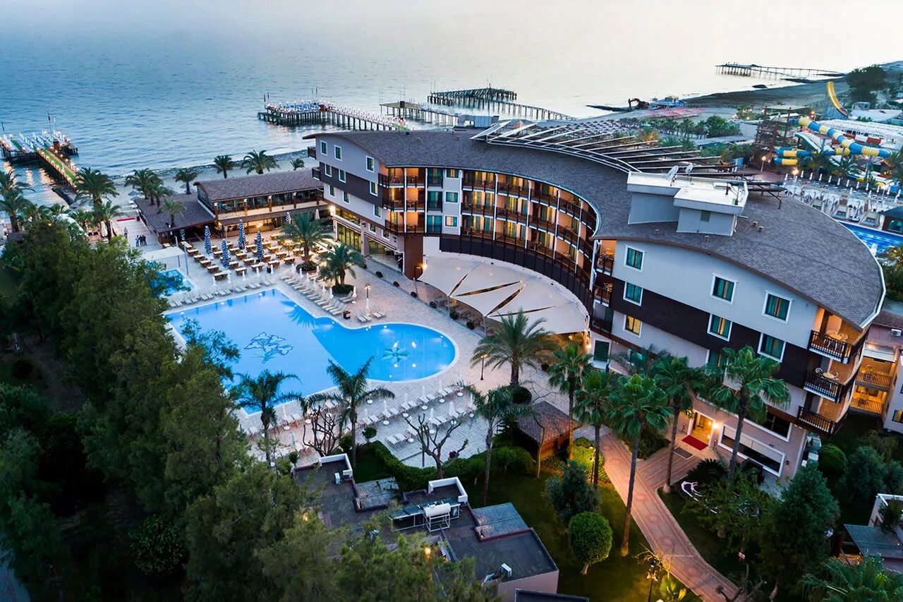 Quattro family. Club dem spa resort hotel турция. Quattro family отзывы. Отель кватро фэмили турция алания. Quattro family club dem hv-1.