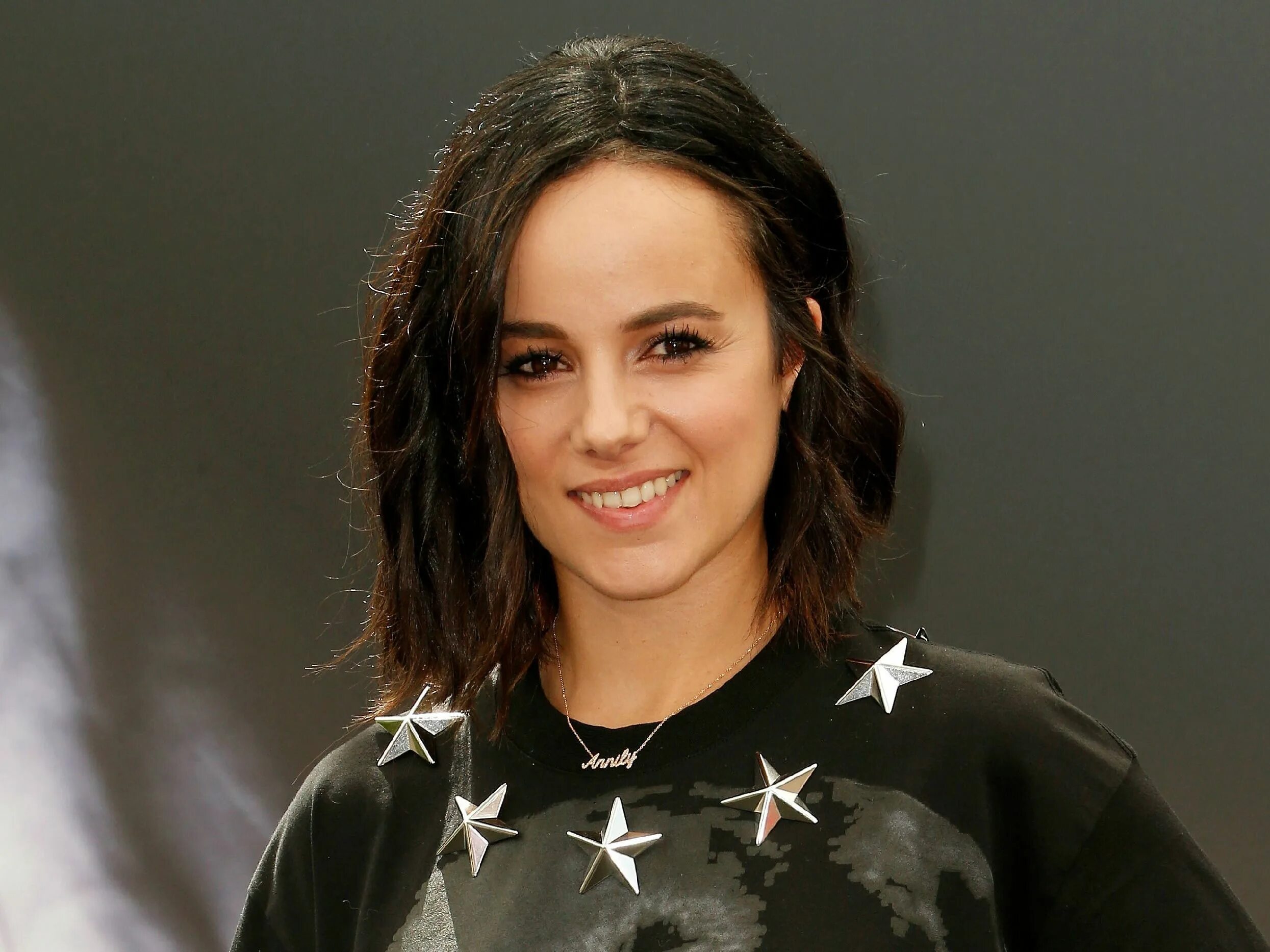 Французская певица Alizee 2021. Элизе певица 2022. Ализе Жакоте 2021. Alizee сейчас 2021. Французские певицы 2023