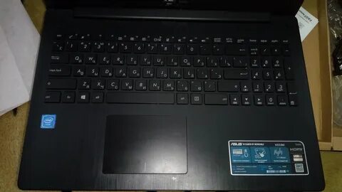 Asus x1704z