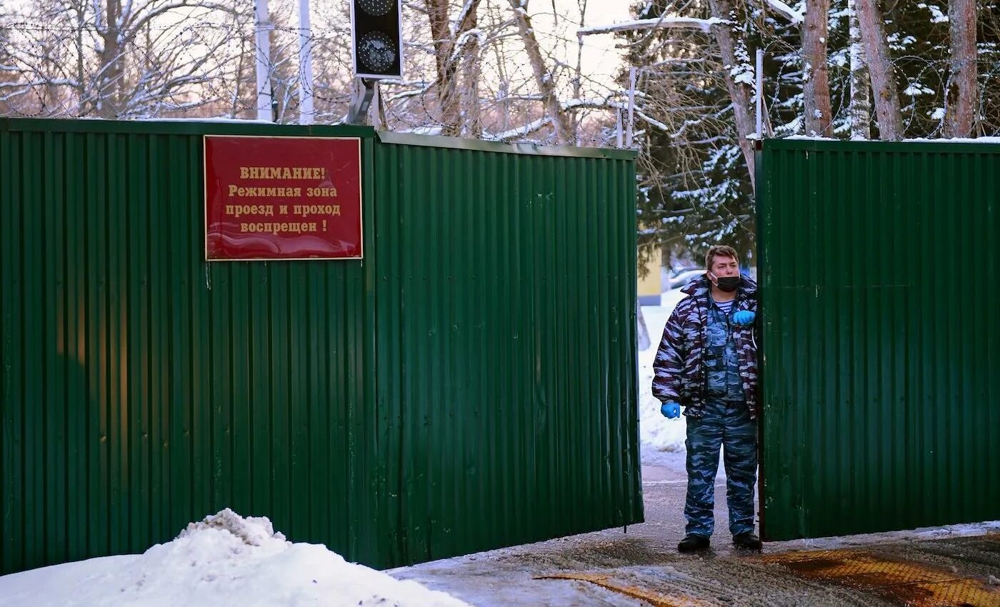Центр временного содержания москва. Спецприёмник сахарово москва. депортационный центр в сахарово. центр временного содержания иностранных граждан сахарово.